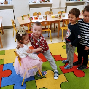 Urodziny przedszkolaka w grupie Sarenki.