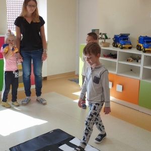 Zabawy edukacyjne w sali u Zajączków - wrzesień 2020 r. 
