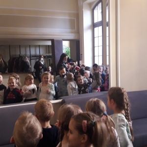 Dzieci podczas wycieczki do Wrocławia.